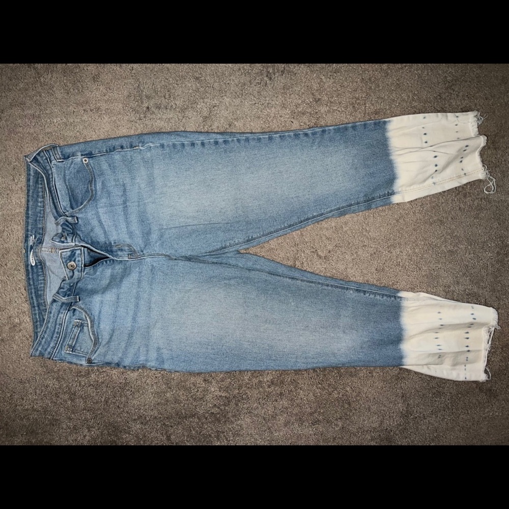 High waisted jeans